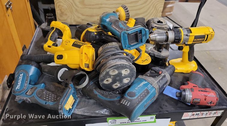 image for item JO9438 Tools