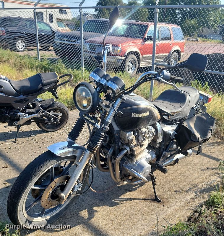 image for item JO9452 1983 Kawasaki 1100 LTD motorcycle