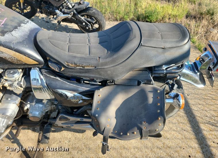 image for item JO9452 1983 Kawasaki 1100 LTD motorcycle