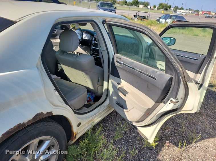 image for item JO9456 2006 Chrysler 300 