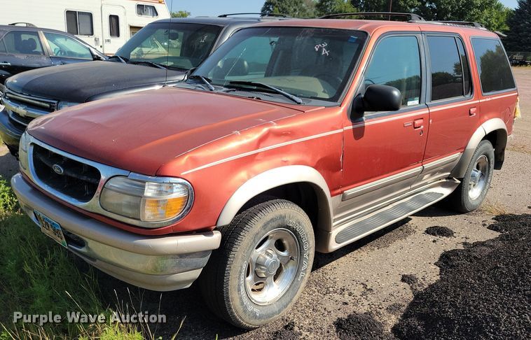 image for item JO9457 1998 Ford Explorer Eddie Bauer SUV