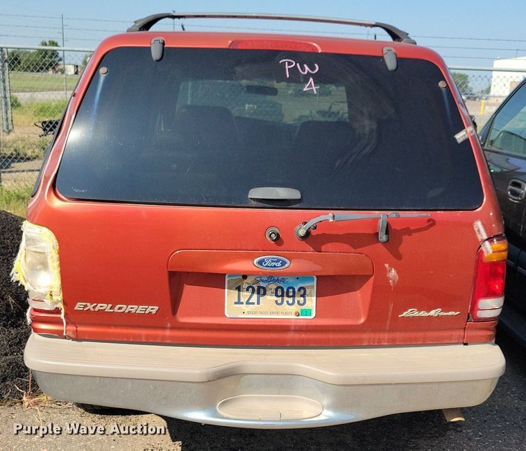image for item JO9457 1998 Ford Explorer Eddie Bauer SUV