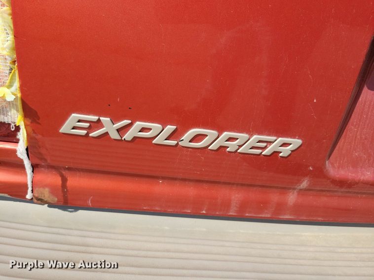 image for item JO9457 1998 Ford Explorer Eddie Bauer SUV
