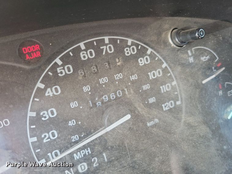 image for item JO9457 1998 Ford Explorer Eddie Bauer SUV