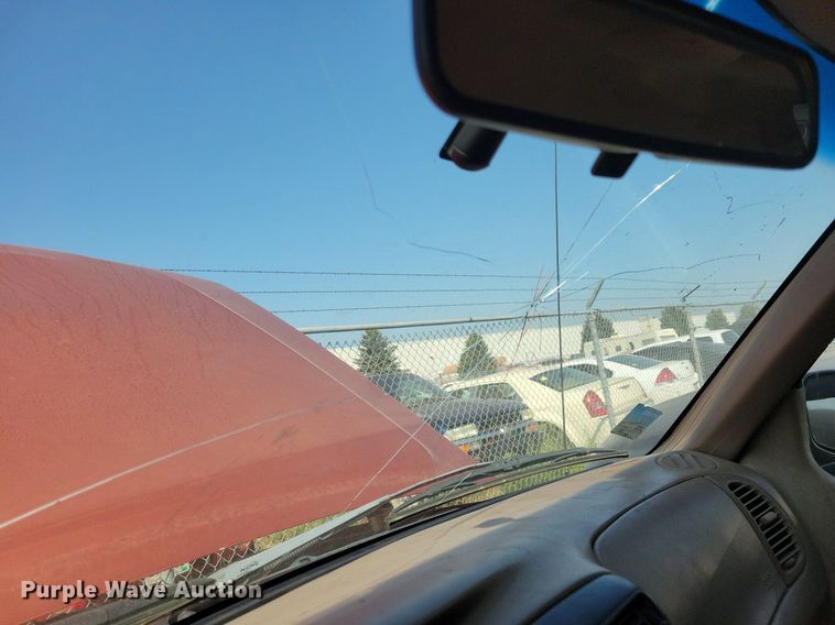 image for item JO9457 1998 Ford Explorer Eddie Bauer SUV