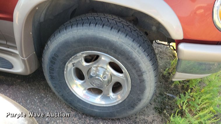 image for item JO9457 1998 Ford Explorer Eddie Bauer SUV