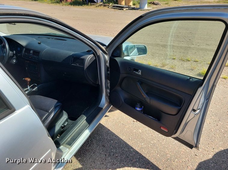 image for item JO9461 2003 Volkswagen Jetta 