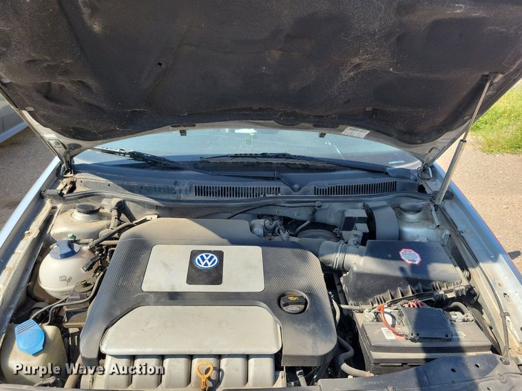 image for item JO9461 2003 Volkswagen Jetta 