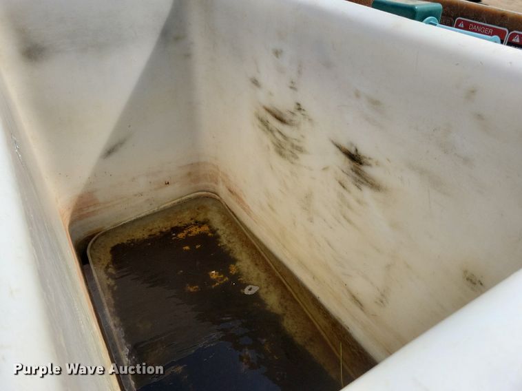 image for item JO9462 2012 International DuraStar 4400 bucket truck