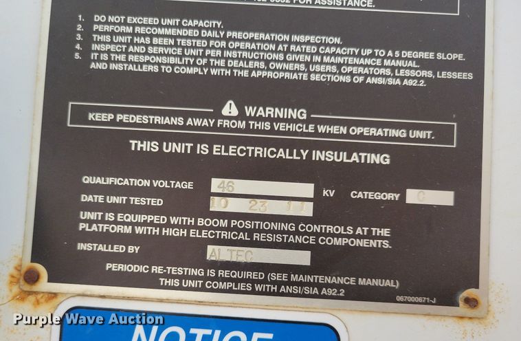 image for item JO9462 2012 International DuraStar 4400 bucket truck