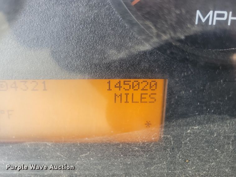 image for item JO9462 2012 International DuraStar 4400 bucket truck