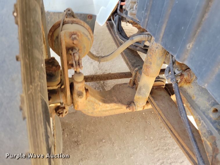 image for item JO9462 2012 International DuraStar 4400 bucket truck