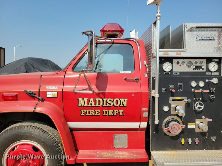 image for item JO9463 1983 Chevrolet  C60 pumper fire truck