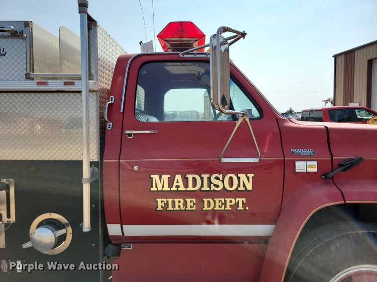 image for item JO9463 1983 Chevrolet  C60 pumper fire truck