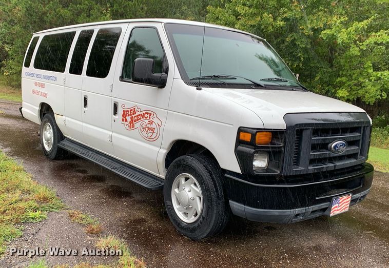 image for item JT9780 2014 Ford Econoline E350 Super Duty XL van