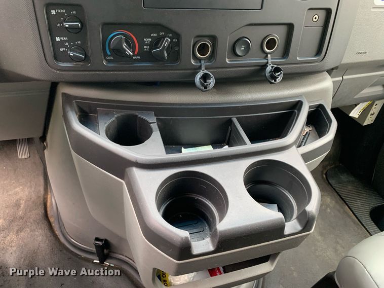 image for item JT9780 2014 Ford Econoline E350 Super Duty XL van