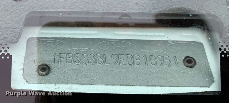 image for item JT9780 2014 Ford Econoline E350 Super Duty XL van