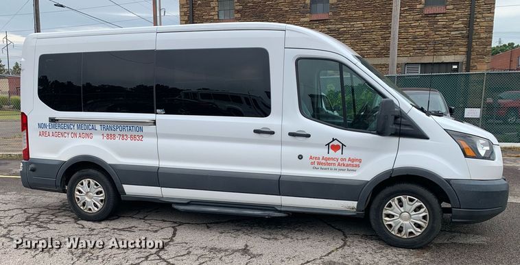 image for item JT9783 2017 Ford  Transit 350 van