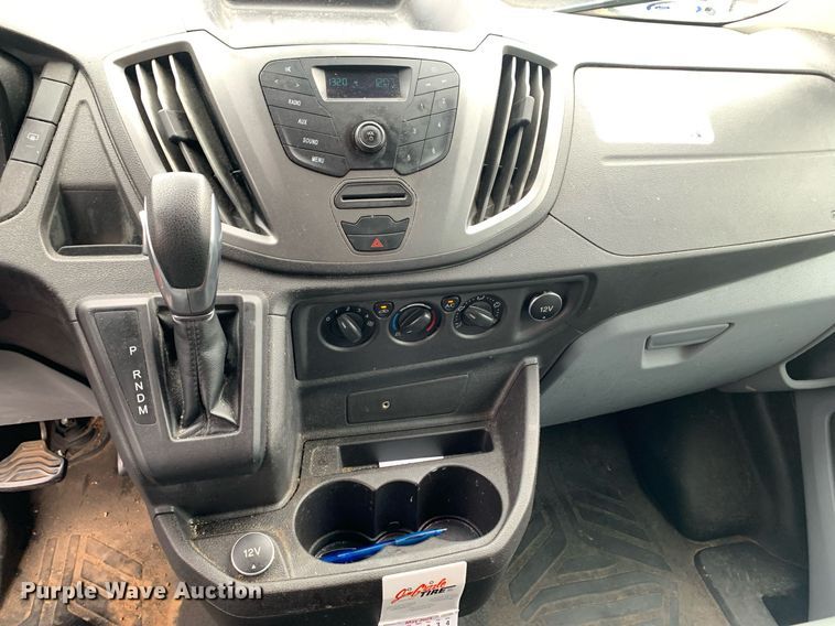 image for item JT9783 2017 Ford  Transit 350 van