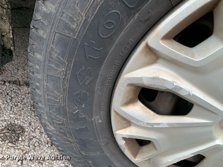 image for item JT9783 2017 Ford  Transit 350 van