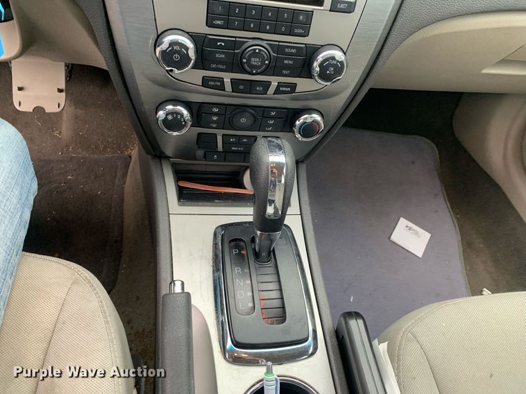 image for item JT9787 2010 Ford Fusion 