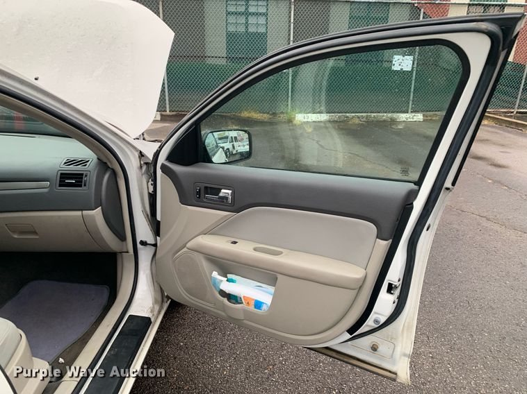 image for item JT9787 2010 Ford Fusion 