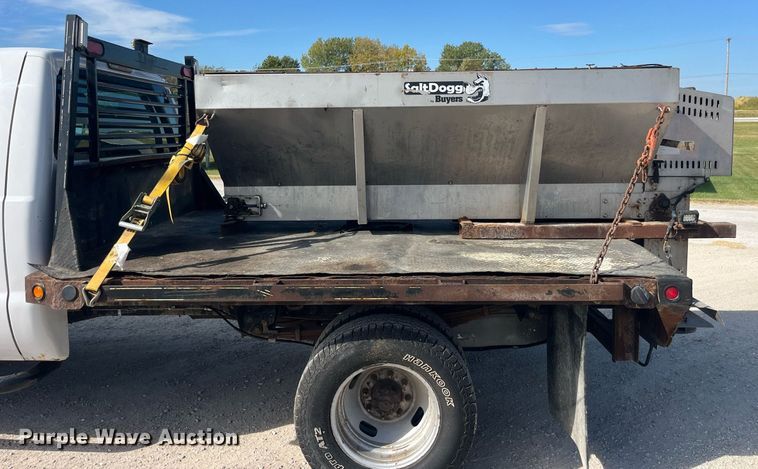 image for item LC9162 2014 Ford F350 Super Duty XL flatbed pickup truck