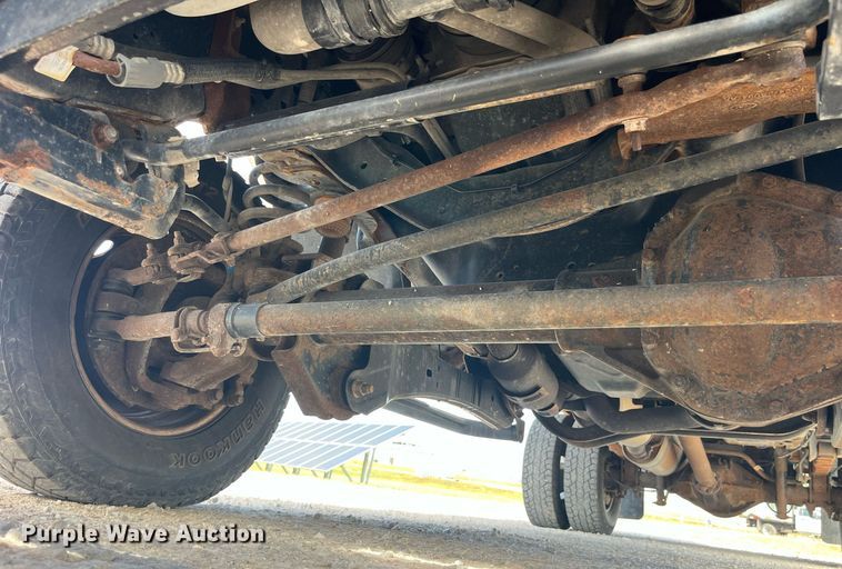 image for item LC9162 2014 Ford F350 Super Duty XL flatbed pickup truck