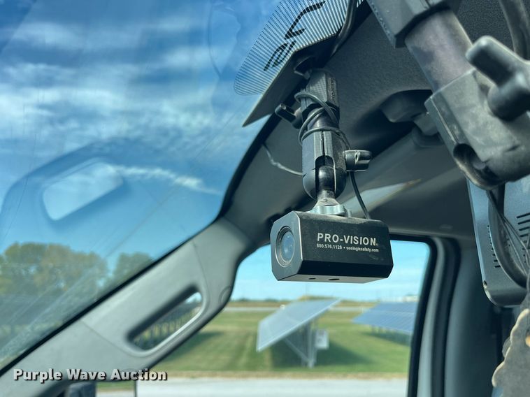 image for item LC9162 2014 Ford F350 Super Duty XL flatbed pickup truck