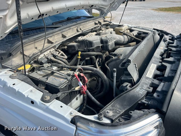 image for item LC9162 2014 Ford F350 Super Duty XL flatbed pickup truck