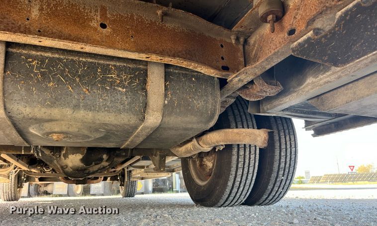 image for item LC9163 1993 Ford E350 ambulance