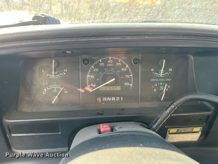 image for item LC9163 1993 Ford E350 ambulance