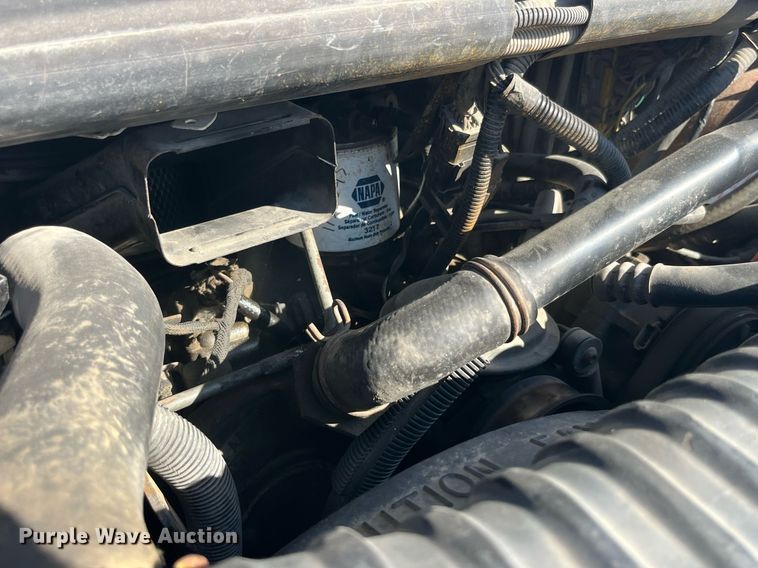 image for item LC9163 1993 Ford E350 ambulance