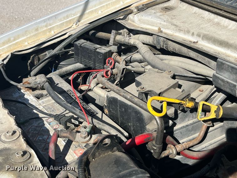 image for item LC9163 1993 Ford E350 ambulance