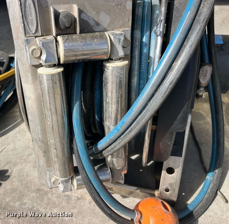 image for item LC9166 Hose and reels