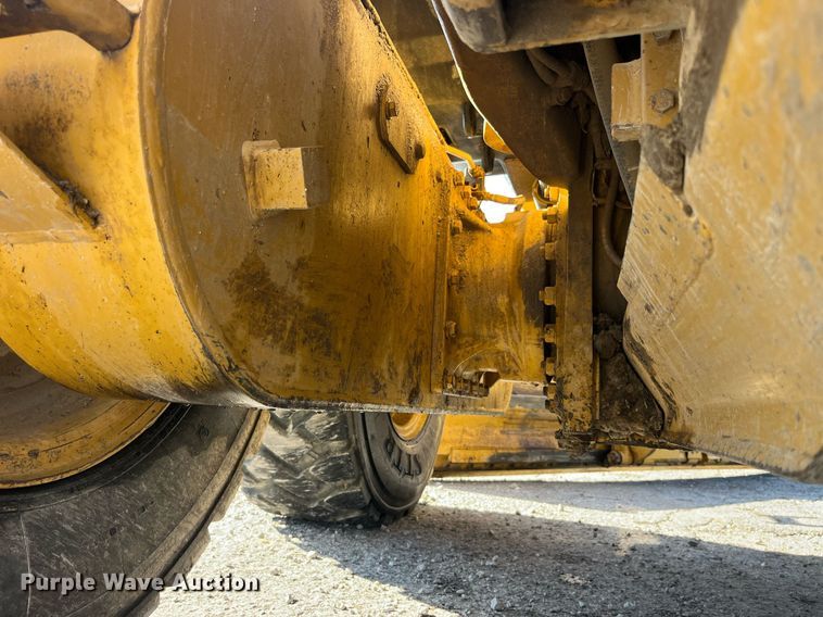 image for item LC9186 2007 Caterpillar  140H VHP motor grader