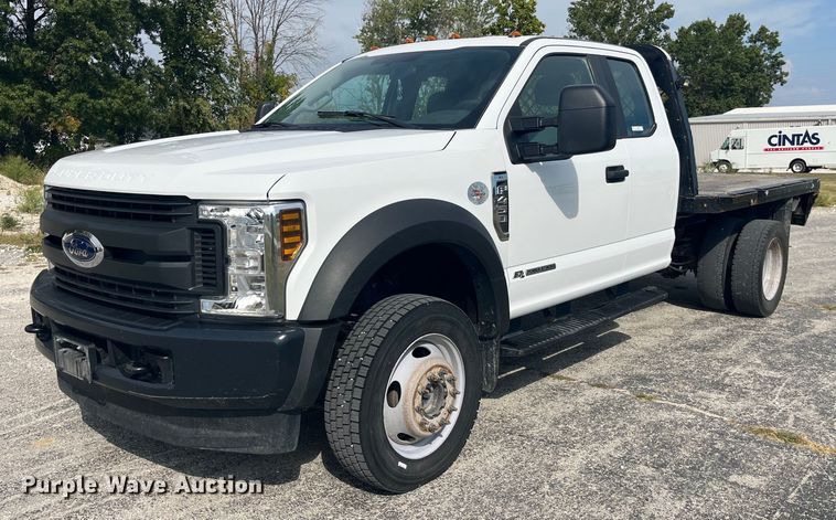 image for item LC9188 2018 Ford F450 Super Duty XL SuperCab flatbed truck
