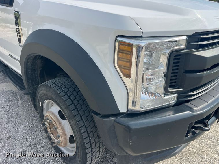 image for item LC9188 2018 Ford F450 Super Duty XL SuperCab flatbed truck