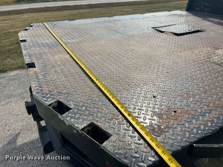 image for item LC9188 2018 Ford F450 Super Duty XL SuperCab flatbed truck