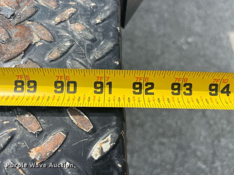 image for item LC9188 2018 Ford F450 Super Duty XL SuperCab flatbed truck