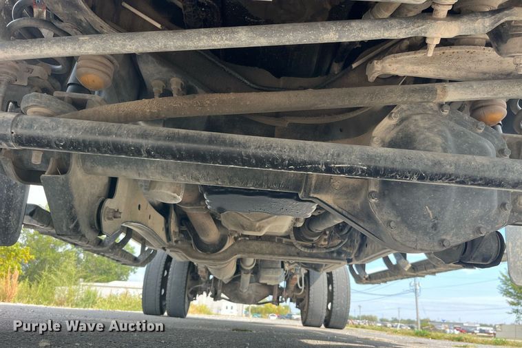 image for item LC9188 2018 Ford F450 Super Duty XL SuperCab flatbed truck