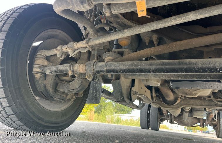 image for item LC9188 2018 Ford F450 Super Duty XL SuperCab flatbed truck