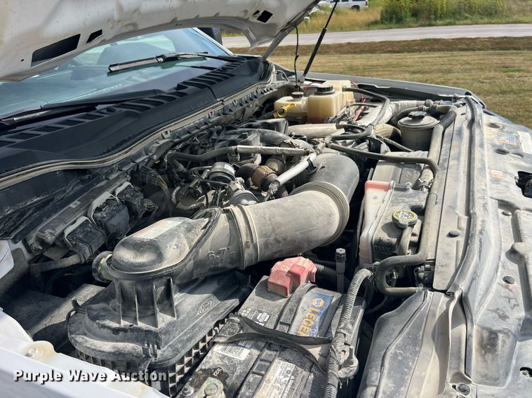 image for item LC9188 2018 Ford F450 Super Duty XL SuperCab flatbed truck