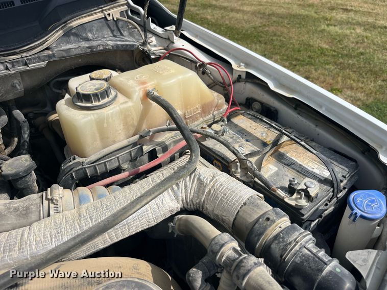 image for item LC9188 2018 Ford F450 Super Duty XL SuperCab flatbed truck