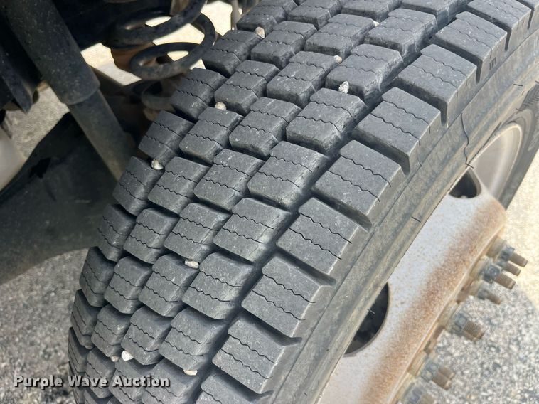 image for item LC9188 2018 Ford F450 Super Duty XL SuperCab flatbed truck