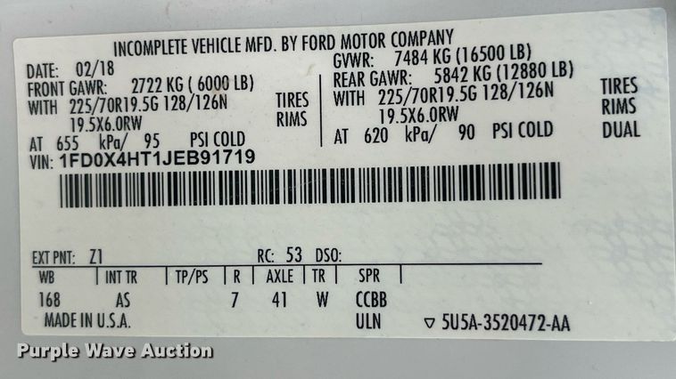 image for item LC9188 2018 Ford F450 Super Duty XL SuperCab flatbed truck