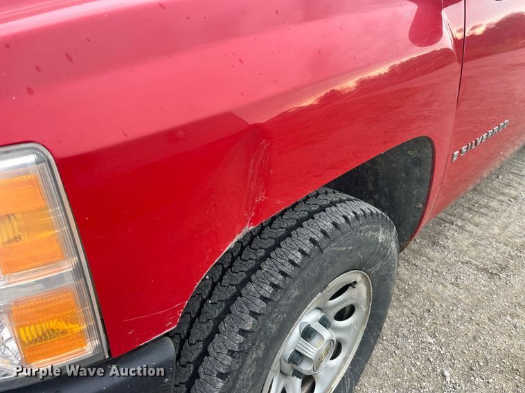 image for item LC9197 2007 Chevrolet Silverado 1500 Crew Cab pickup truck