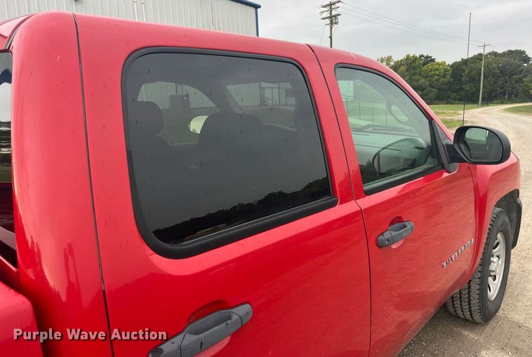 image for item LC9197 2007 Chevrolet Silverado 1500 Crew Cab pickup truck