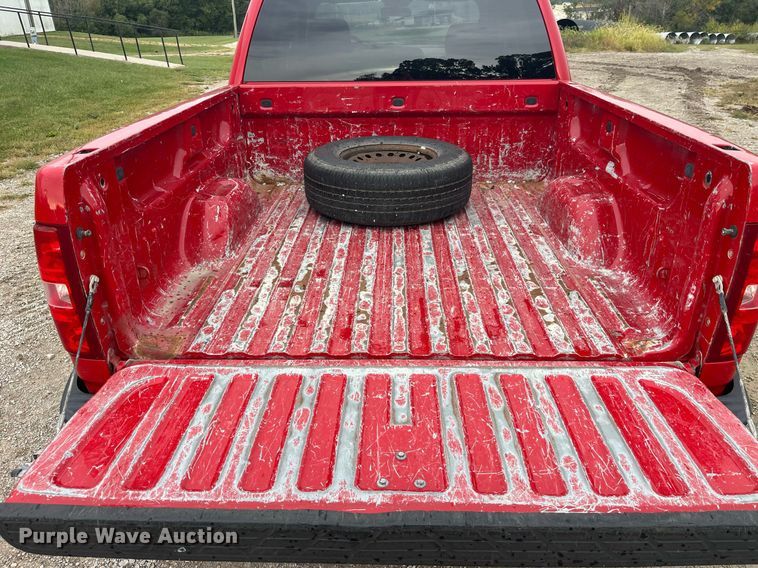 image for item LC9197 2007 Chevrolet Silverado 1500 Crew Cab pickup truck