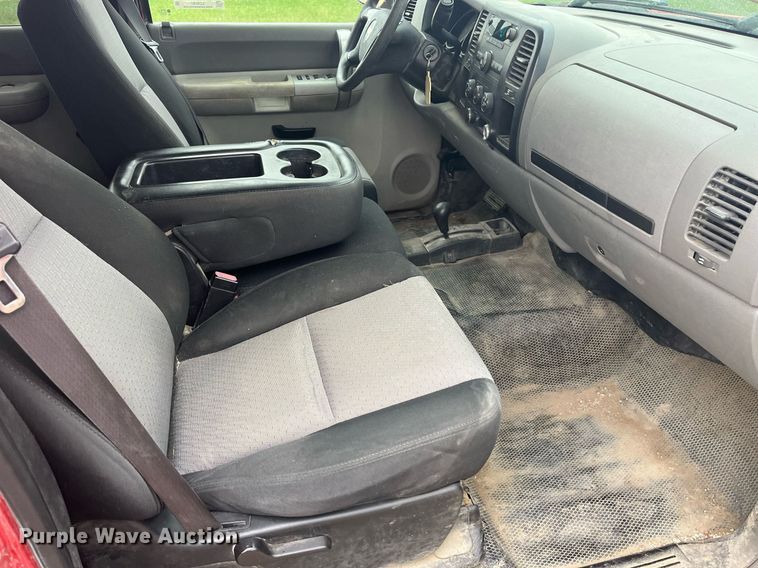 image for item LC9197 2007 Chevrolet Silverado 1500 Crew Cab pickup truck